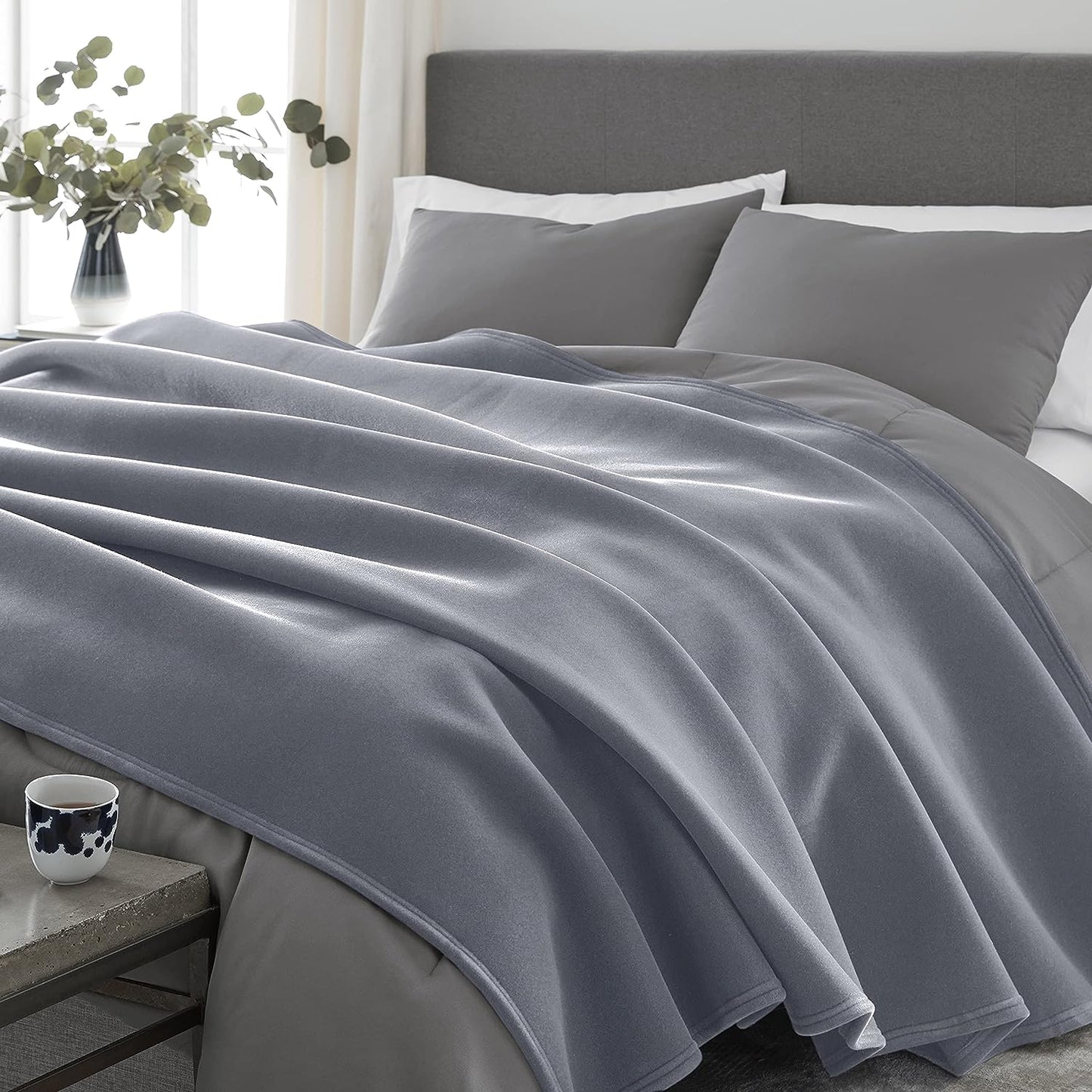 Super Soft 240 GSM Micro Fleece AC Blanket - Grey