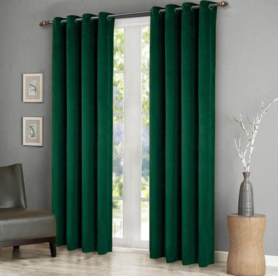 PREMIUM VELVET CURTAIN - GREEN – zams.pk